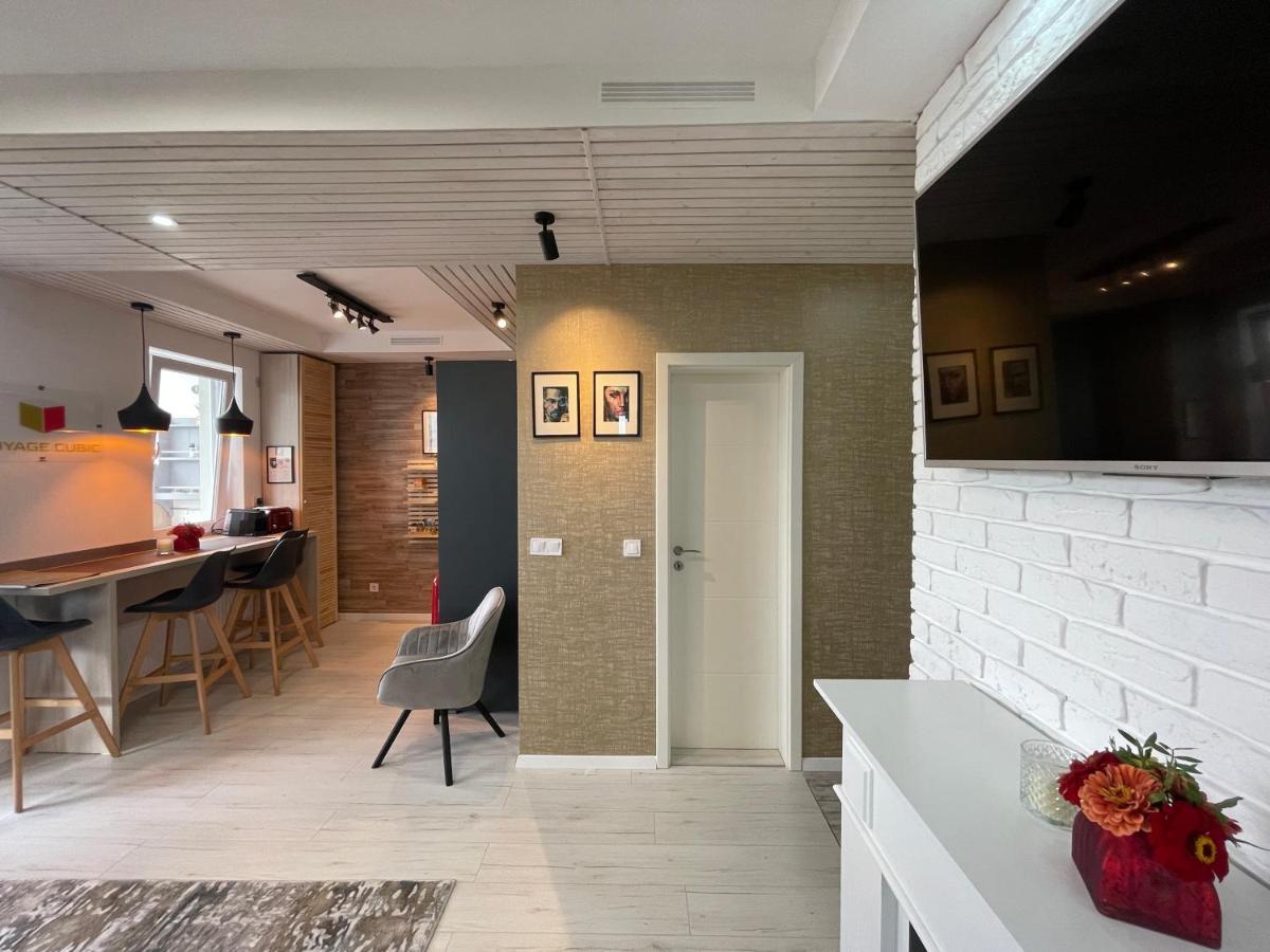 Voyage Cubic Adults Only Sibiu Exterior foto