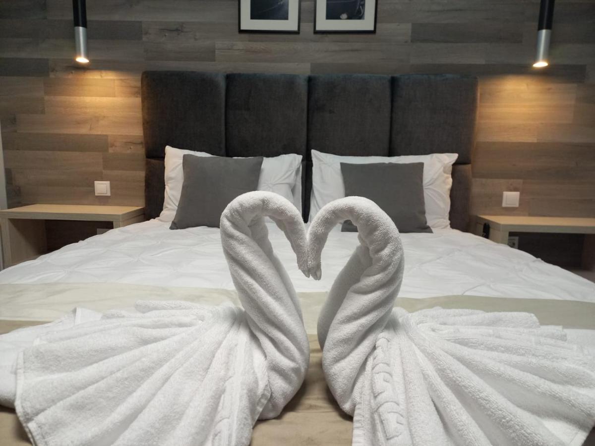 Voyage Cubic Adults Only Sibiu Exterior foto